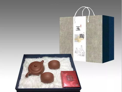 金狗旺財迎新春 《中國剪報》金狗賀歲文創(chuàng)禮盒，讓文藝創(chuàng)作年味十足